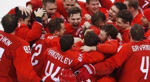 Российские хоккеисты впервые за 20 лет взяли «золото» Олимпиады