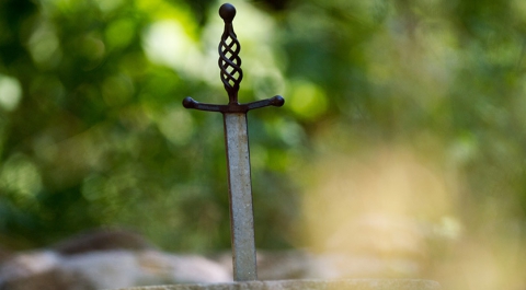 В Швеции ребёнок нашёл средневековый меч
