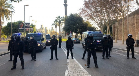 В ходе столкновений в Барселоне пострадали 15 человек