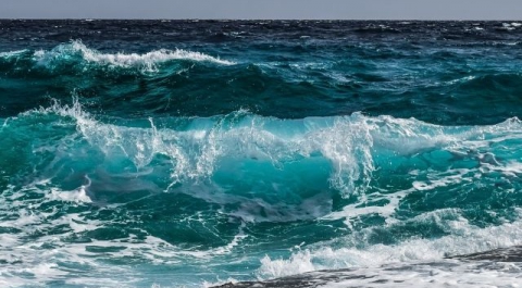 AFP: французский пенсионер пересек Атлантический океан в бочке