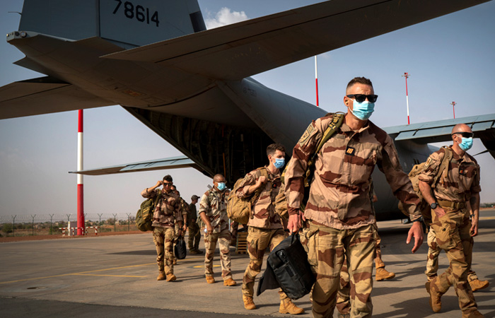 Франция начала вывод своего воинского контингента из Нигера