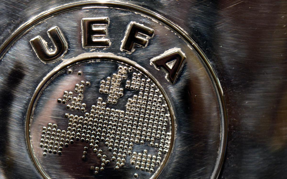 Призер Евро сравнил УЕФА и МОК с лающими собаками