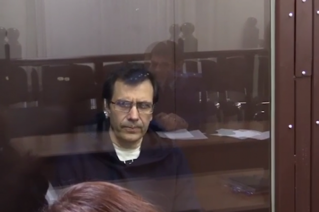 Суд в Москве освободил арестованного из-за ошибки ИИ учёного Цветкова