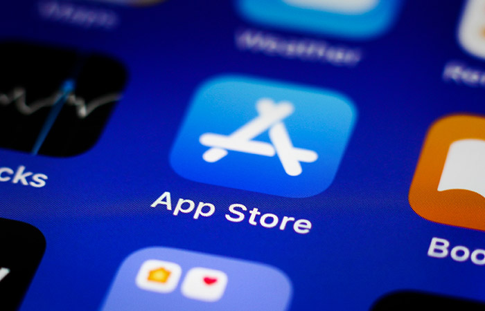 Apple по требованию Пекина удалила из App Store в Китае WhatsApp и Telegram