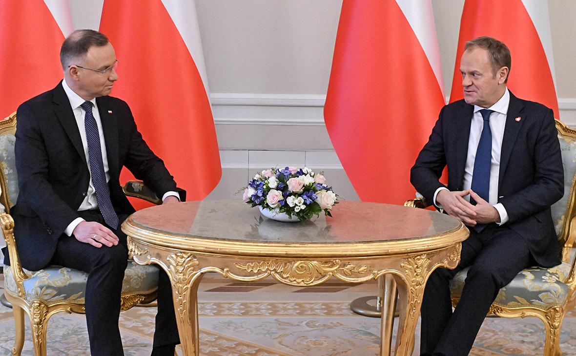 Президент Польши позвал премьера обсудить размещение ядерного оружия НАТО