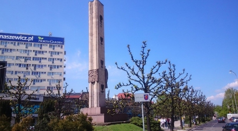 Памятник Красной армии начали сносить в польском Щецине